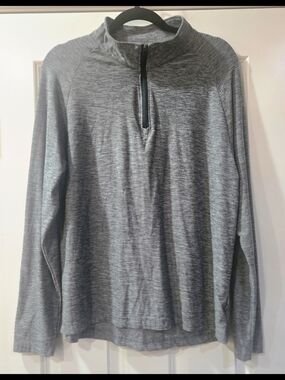 LEG3ND Breathe Men's Heather Gray 1/4 Zip Mock Neck Pullover Top